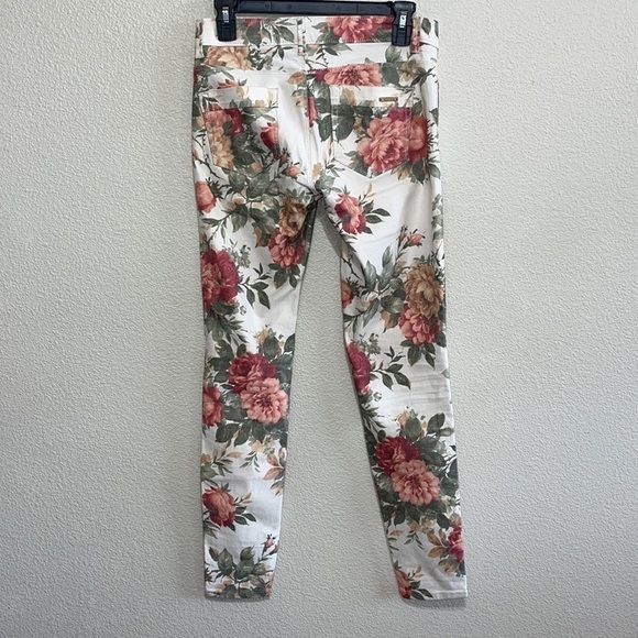 Zara Floral Jegging Jeans - Picture 3 of 12